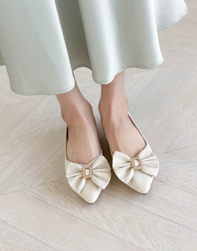 가을 트렌드 로우탑 캐주얼 통기성 스니커즈 C40229-147