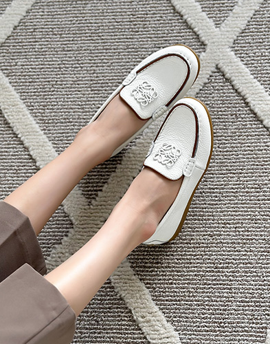 가을 트렌드 로우탑 캐주얼 통기성 스니커즈 C40229-147