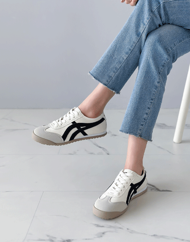 트렌드를 선도하는 디자인의 한정판 스니커즈 HD-1061