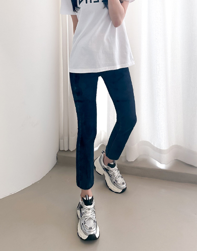 편안한 쿠션과 세련된 디자인의 데일리 운동화 HD-1056