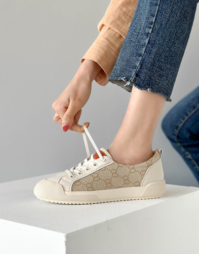 신상 2025 캐주얼 키높이 운동화 HQ-003